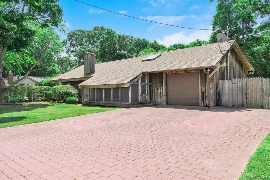 12 Clover Lane, Brookhaven, NY 11719 - #2