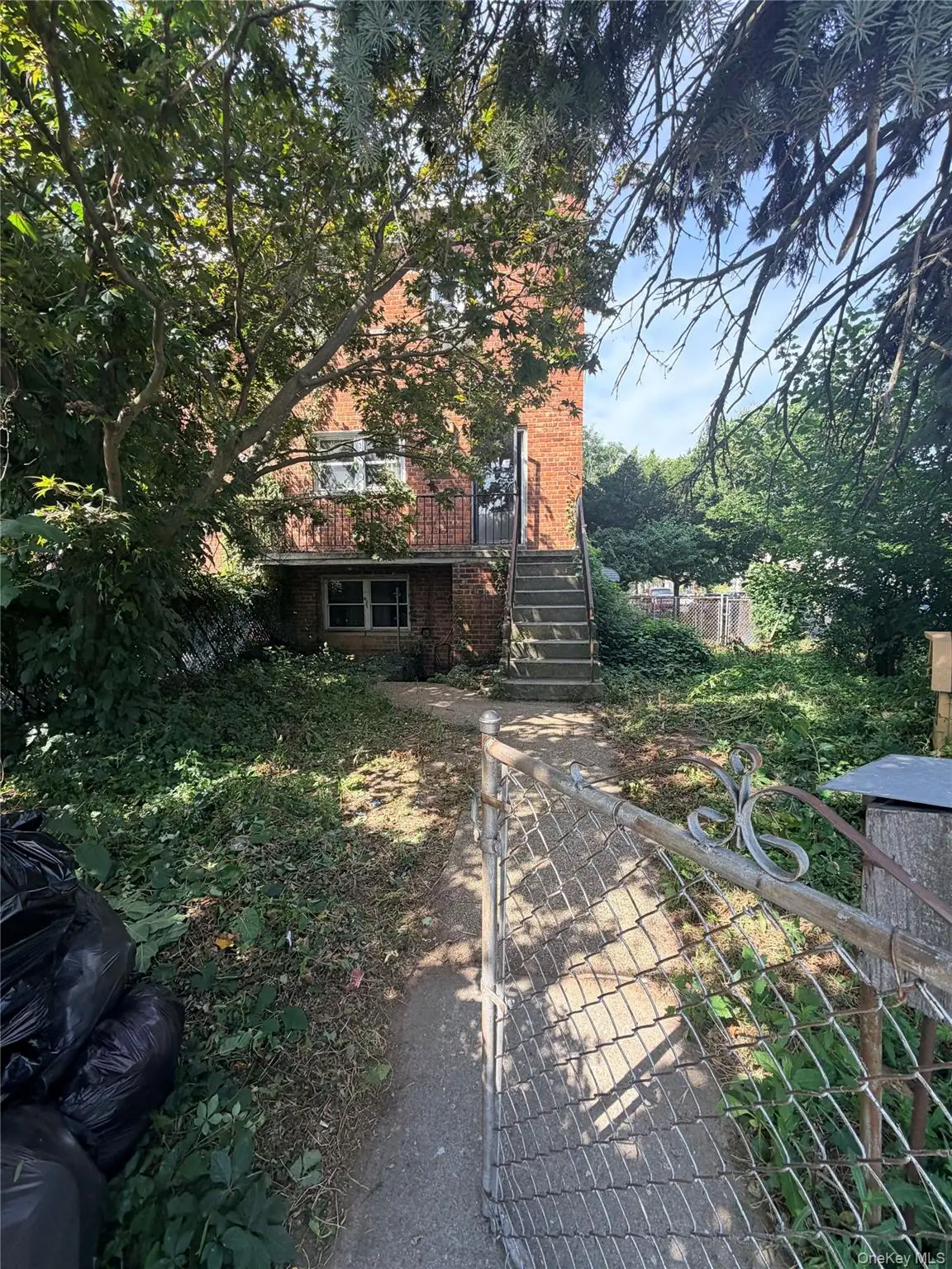 4200 E Tremont Avenue, Bronx, NY 10465 - #1