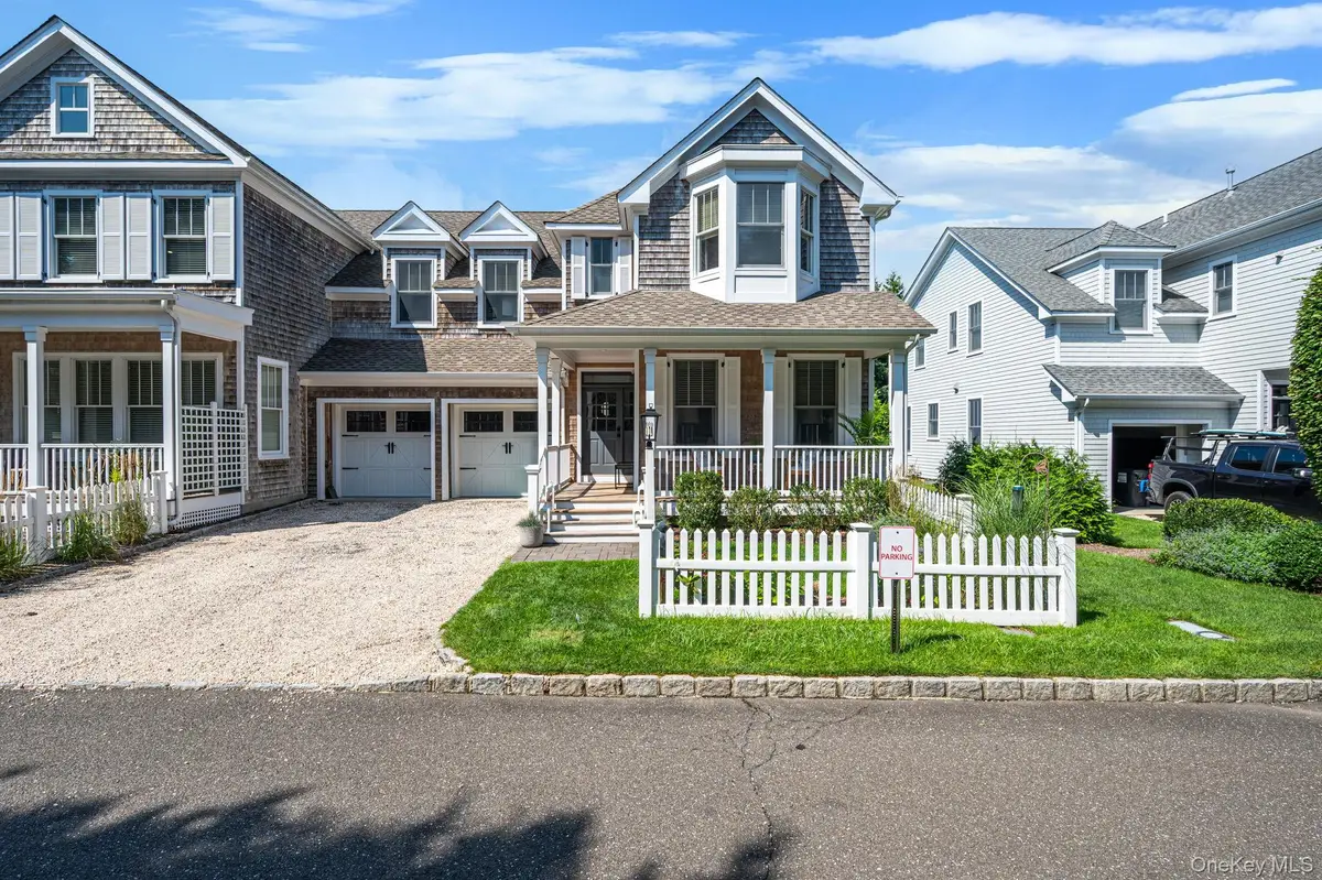 24 Pond Crossing, Southampton, NY 11968 - #1