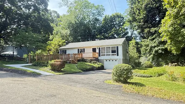 9 Michelle Drive, Newburgh, NY 12550