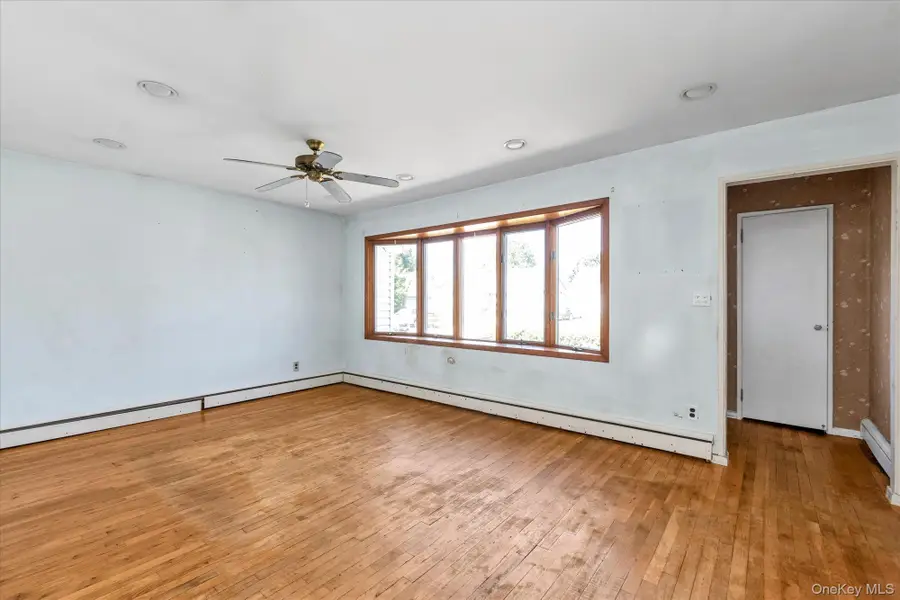 3636 Farmranch Road S, Bethpage, NY 11714 - #3