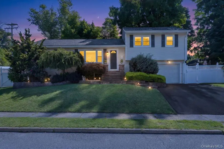 8 Foxwood Avenue, Suffern, NY 10901 - #2