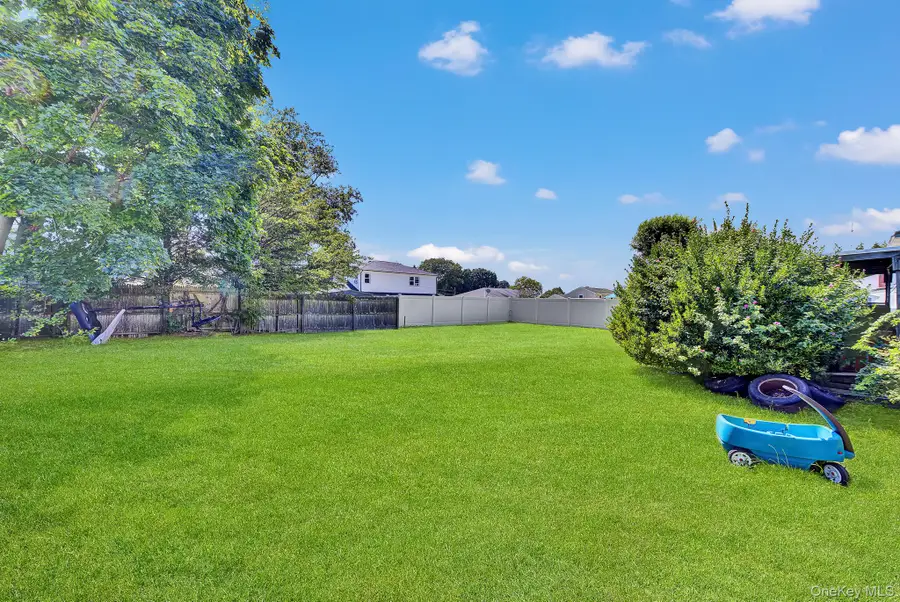 52 Headline Road, Deer Park, NY 11729 - #3