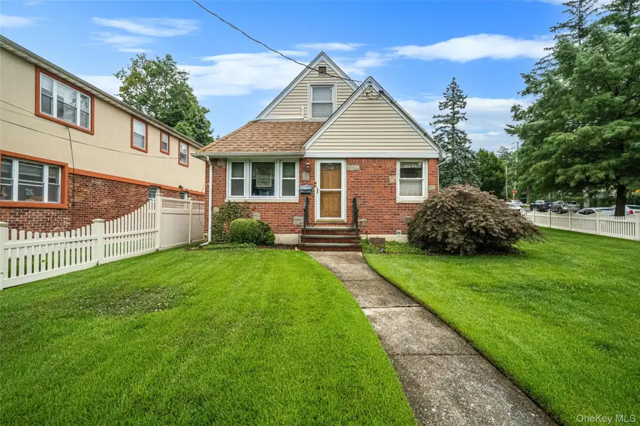 4137 247th Street, Little Neck, NY 11363 - #2