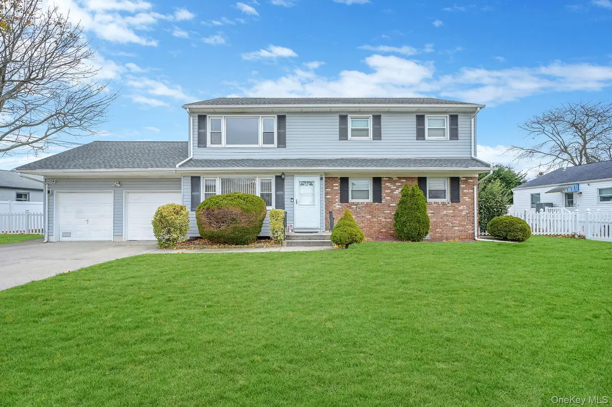 776 S 5th Street, Lindenhurst, NY 11757 - #1