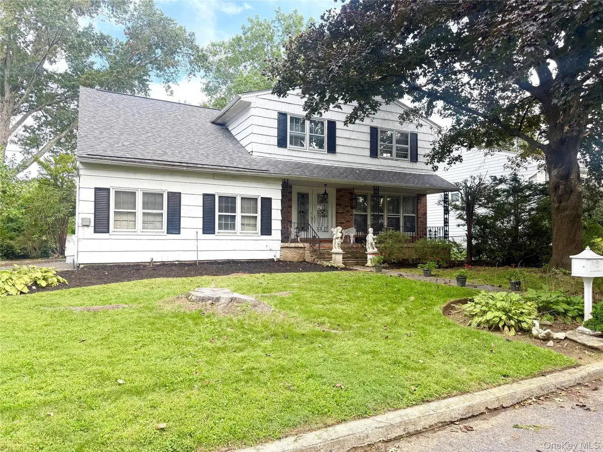 20 Old Farm Road, Scarsdale, NY 10583 - #1