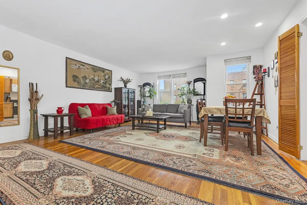 66-33 Yellowstone Boulevard #5B, Forest Hills, NY 11375 - #1
