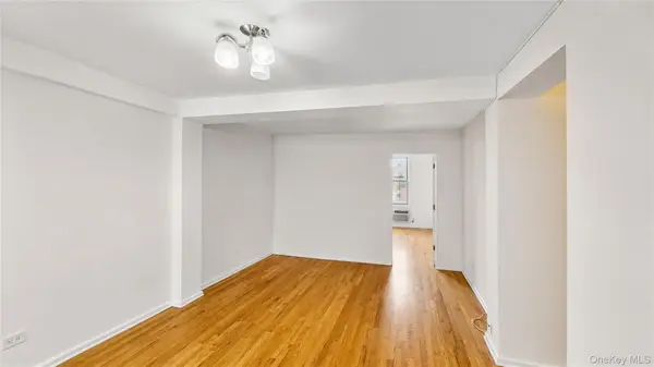 60-11 Broadway #3L, Woodside, NY 11377