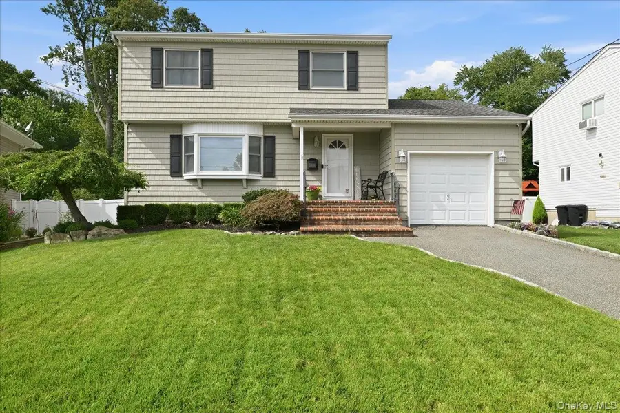 1530 Kimberly Court, Wantagh, NY 11793 - #2