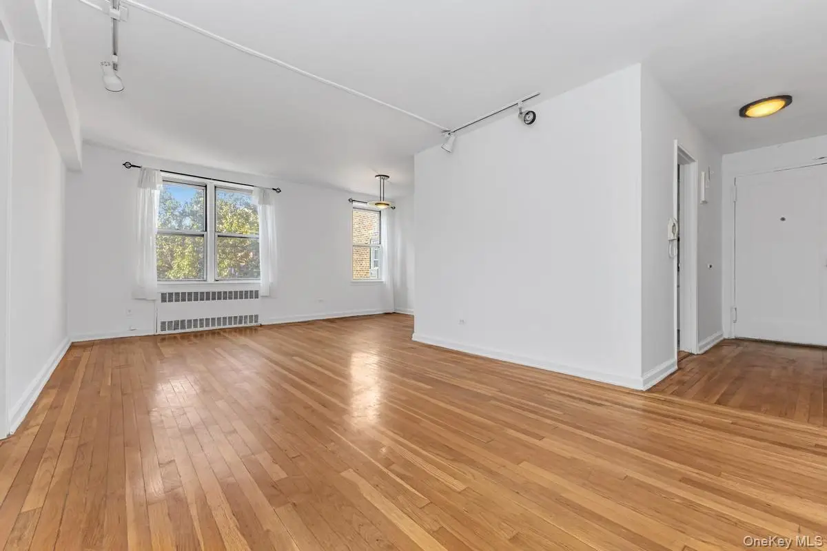 105-25 67th Road #4A, Forest Hills, NY 11375 - #1