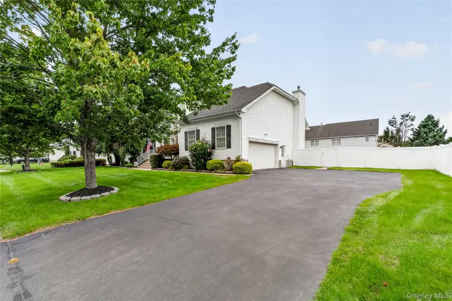 2506 Constitution Way, New Windsor, NY 12553 - #3
