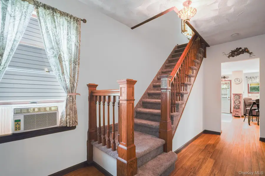 25 Taylor Avenue, Poughkeepsie, NY 12601 - #3