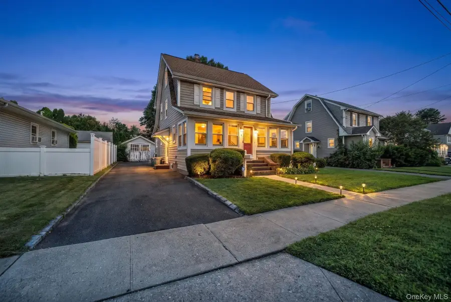 55 Mckinley Avenue, Hicksville, NY 11801 - #3