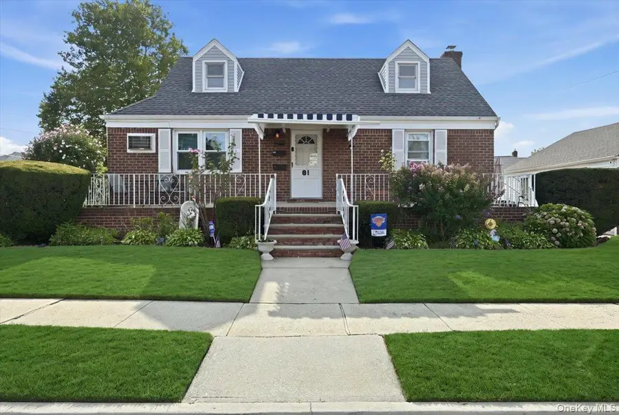 81 Franklin Street, Elmont, NY 11003 - #2