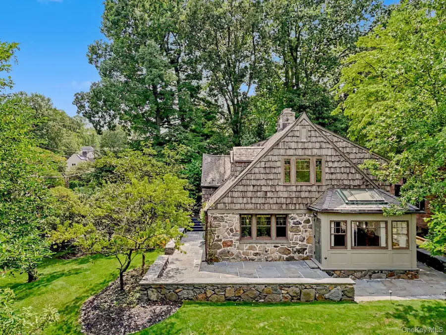 106 Glenwood Avenue, New Rochelle, NY 10801 - #3