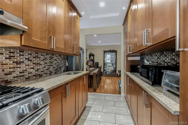 758 Brady Avenue #112, Bronx, NY 10462