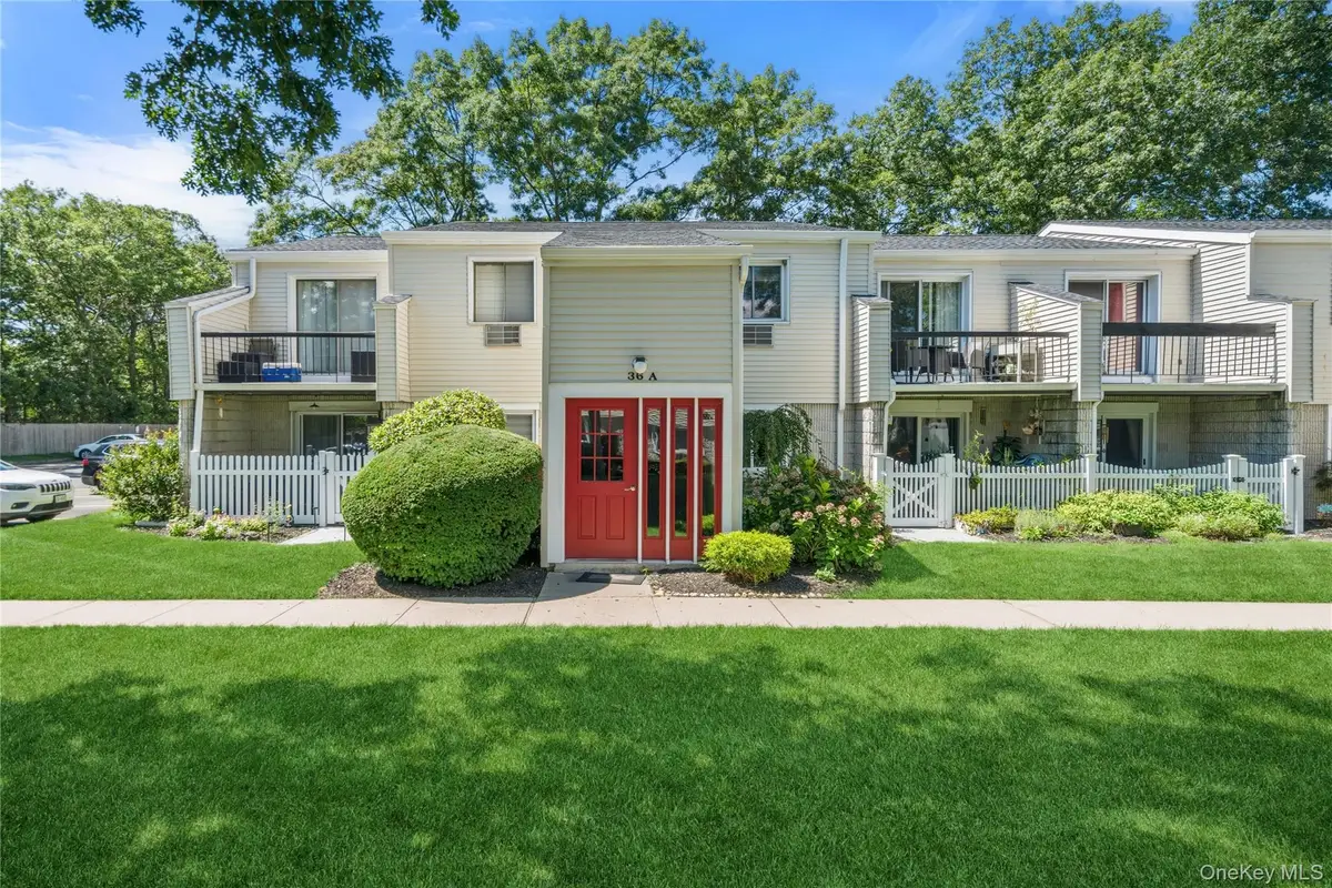36 Richmond Boulevard #4A, Ronkonkoma, NY 11779 - #1