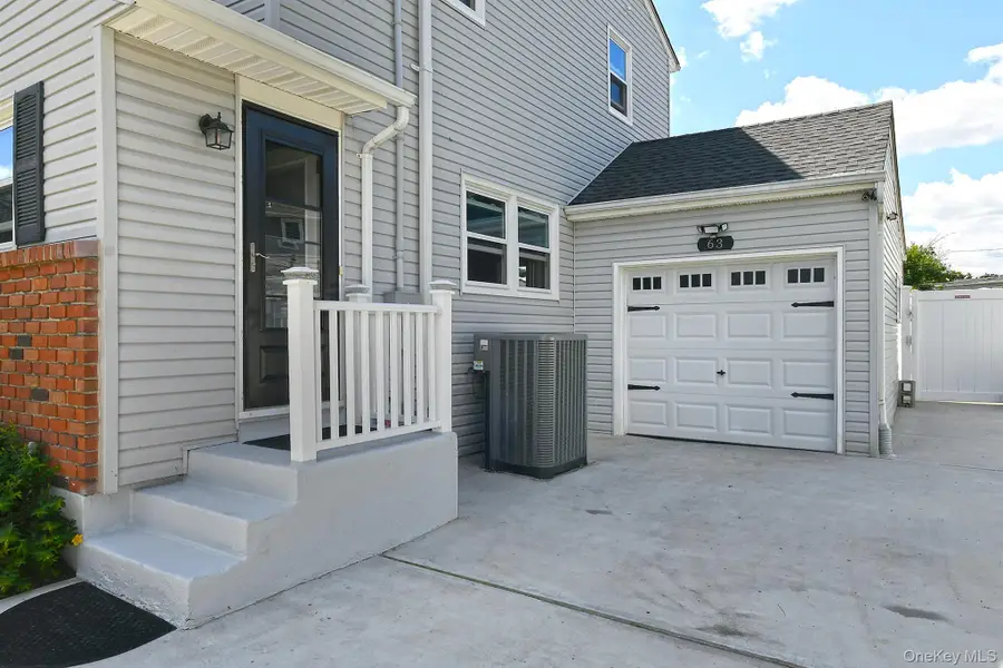 63 Michele Terrace, Massapequa Park, NY 11762 - #3