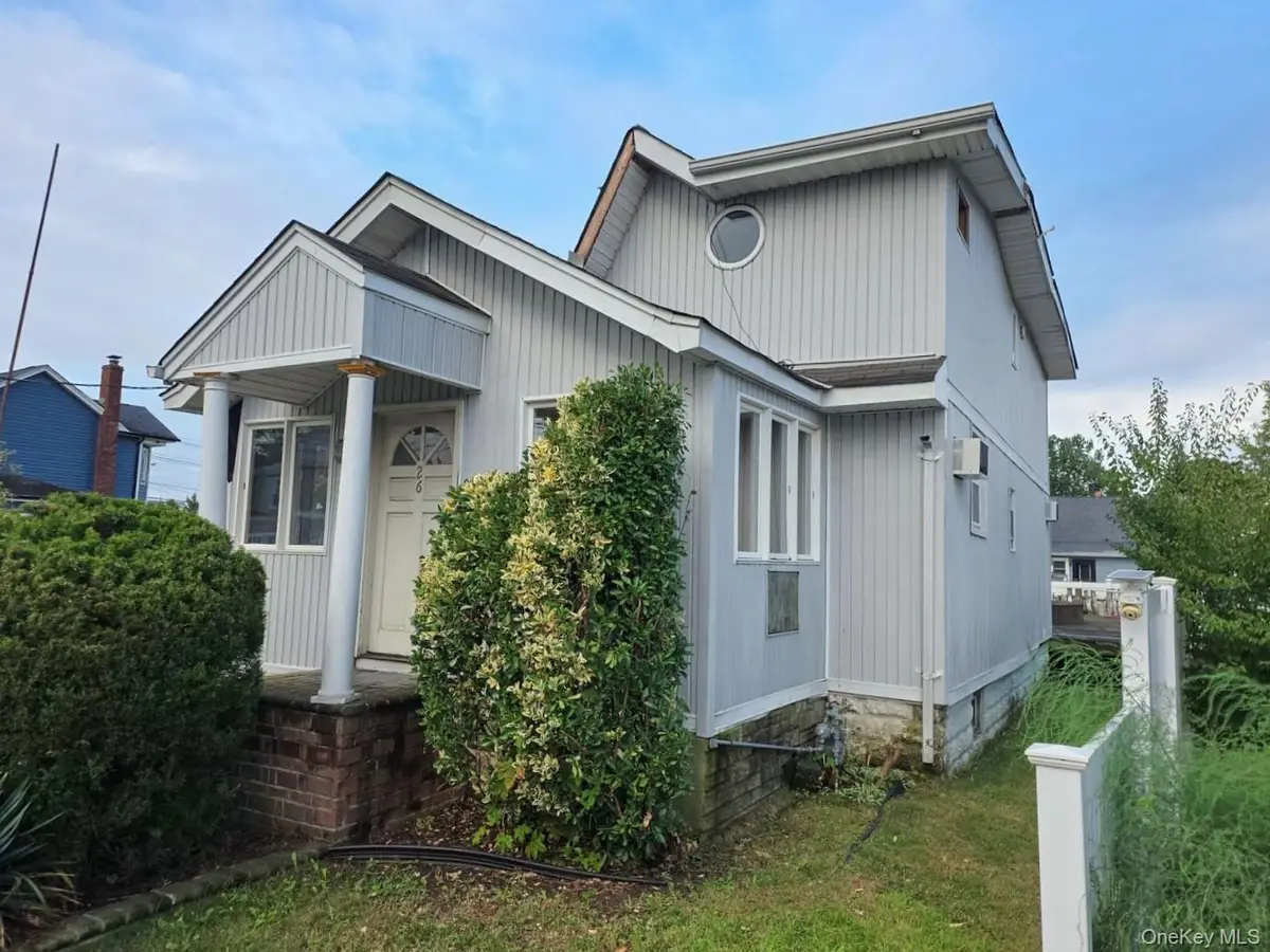 26 Gordon Place, Freeport, NY 11520 - #1