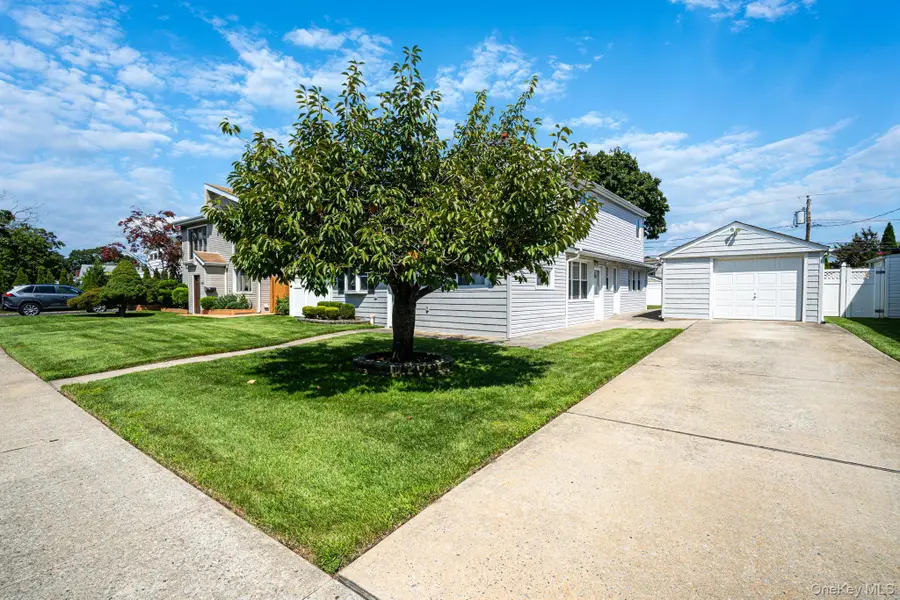 407 Argyle Road, East Meadow, NY 11554 - #3