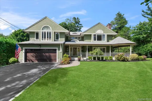 60 Lafayette Avenue, Sea Cliff, NY 11579