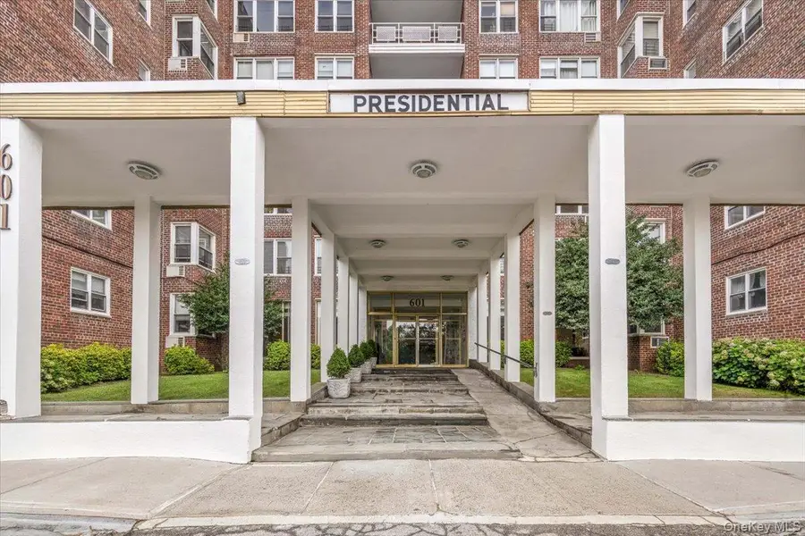 601 Kappock Street #1P, Bronx, NY 10463 - #3