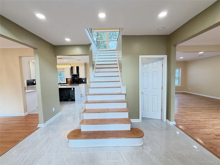 993 Orlando Avenue, West Hempstead, NY 11552 - #3