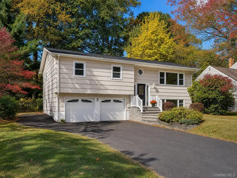 97 Grandview Avenue, Nanuet, NY 10954 - #2