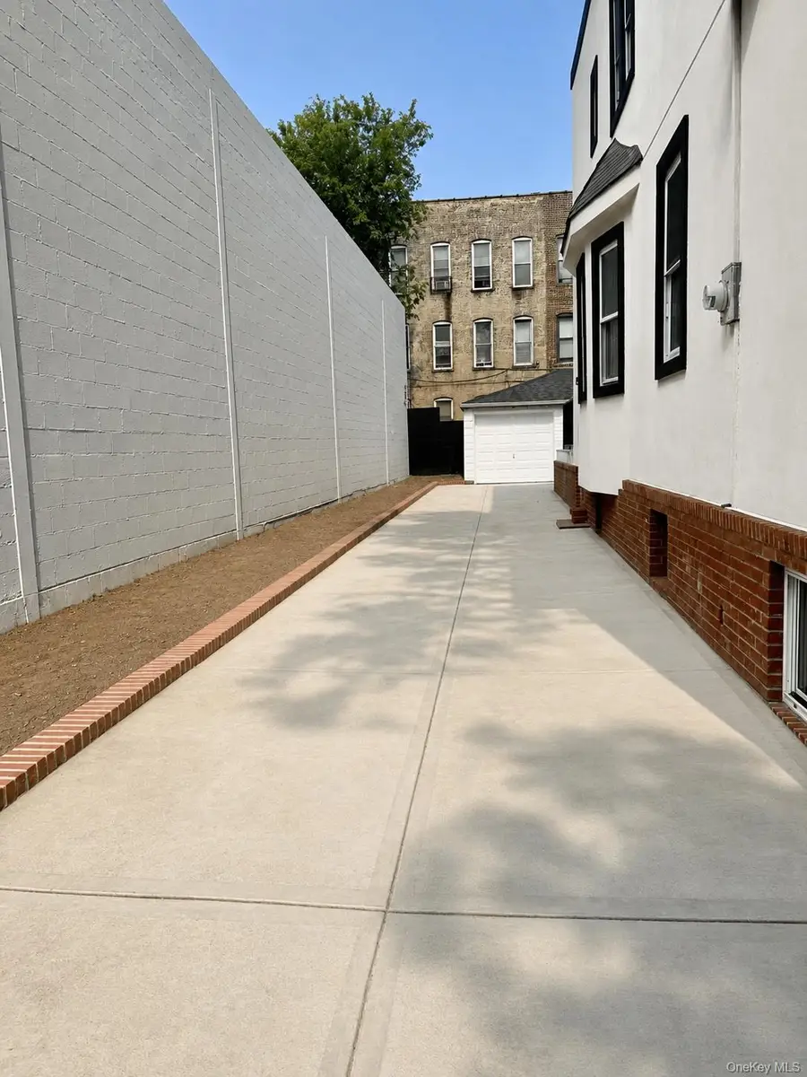 263 E 39th Street, Brooklyn, NY 11203 - #2