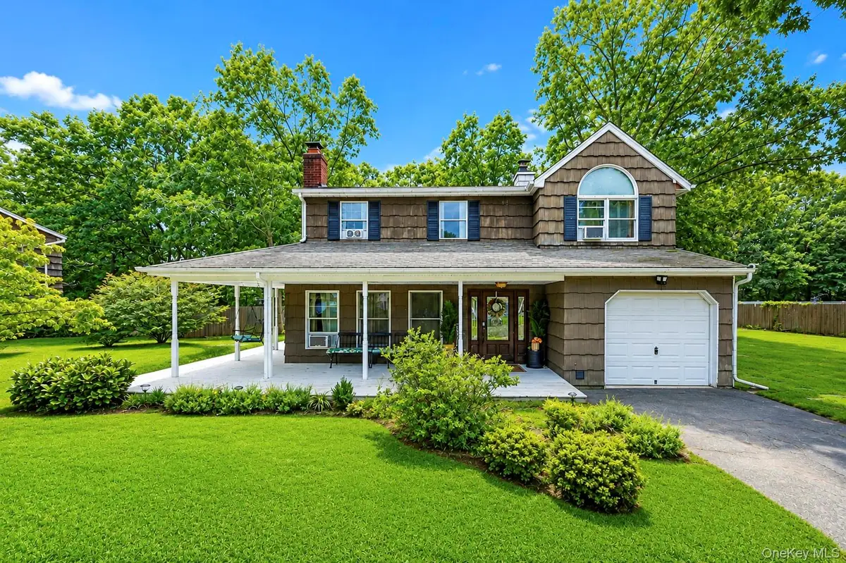 21 Hope Court, Selden, NY 11784 - #1