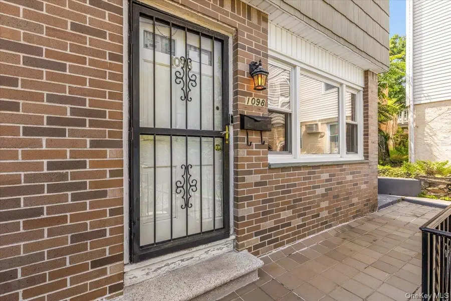 1098 Midland Avenue, Bronxville, NY 10708 - #3