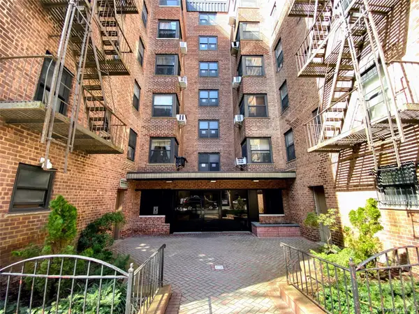 32-43 90th Street #504, East Elmhurst, NY 11369
