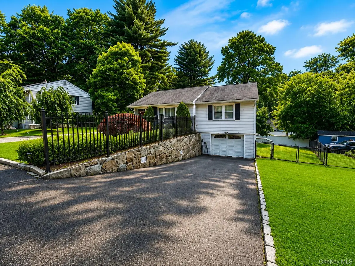3 School Street, Cortlandt Manor, NY 10567 - #1