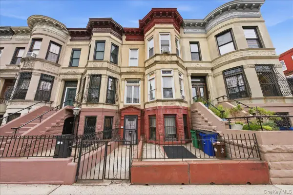 210 Brooklyn Avenue, Brooklyn, NY 11213