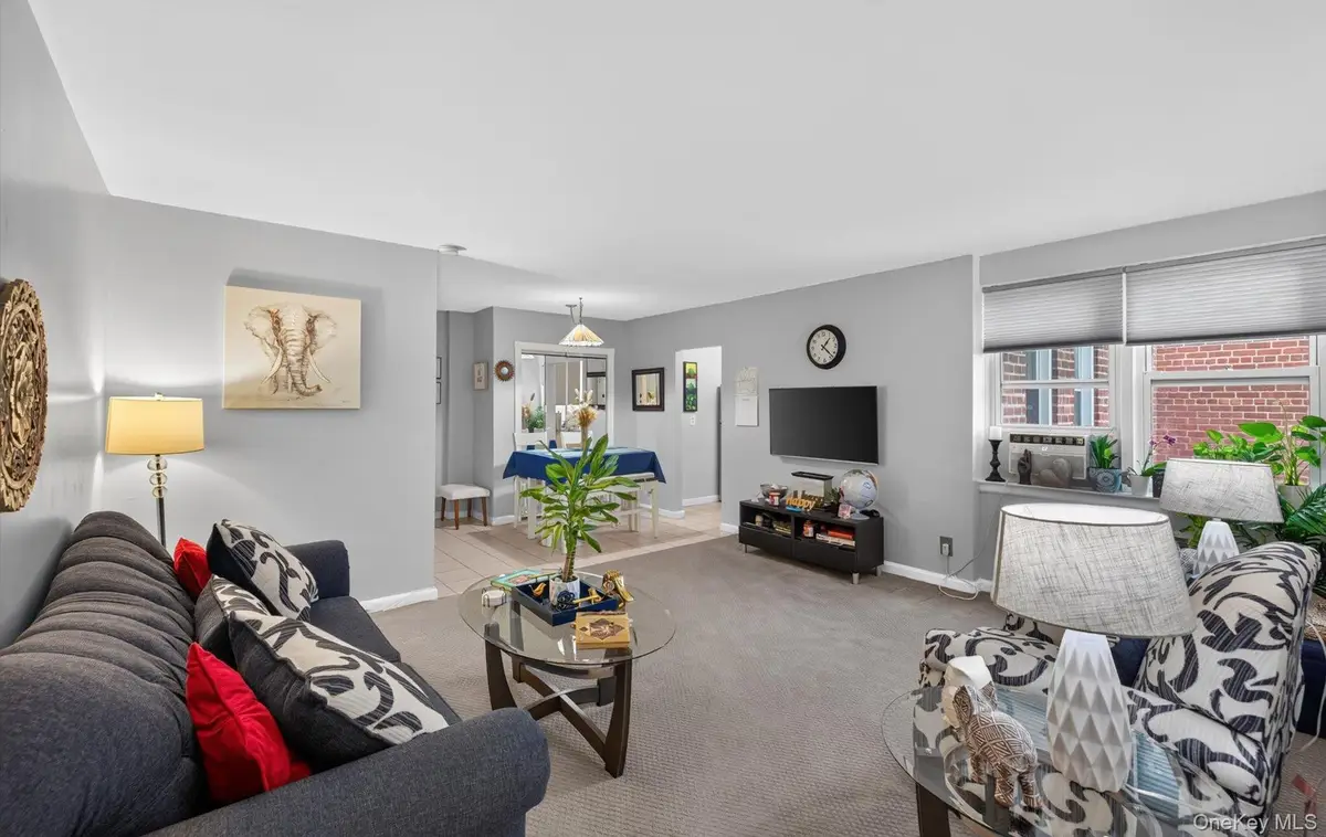 36 Cathedral Avenue #4F, Hempstead, NY 11550 - #1