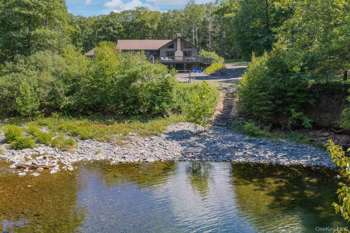 61 Woodland Falls Road, Saugerties, NY 12477 - #1