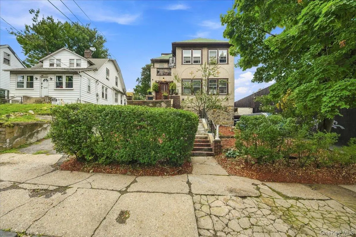 461 S 1st Avenue, Mount Vernon, NY 10550 - #1