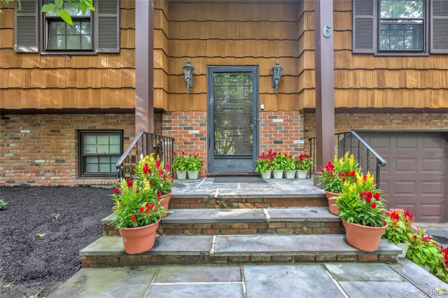 6 Arrow Lane, New City, NY 10956 - #2