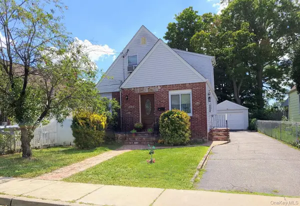 Address Withheld By Seller, Hempstead, NY 11550