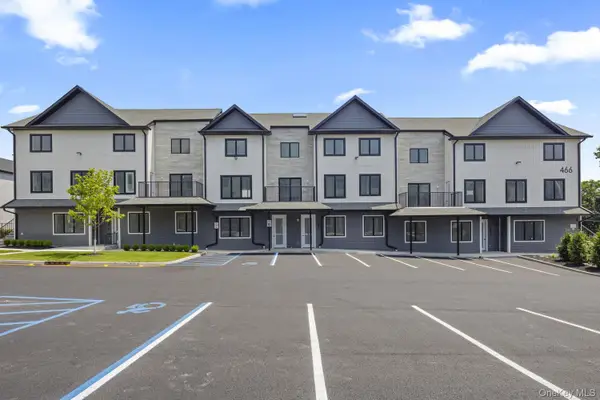 466 W Central Avenue #212, Monsey, NY 10977