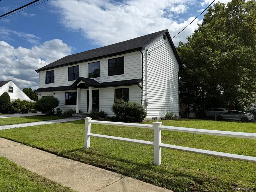 438 Von Elm Avenue, East Meadow, NY 11554 - #2