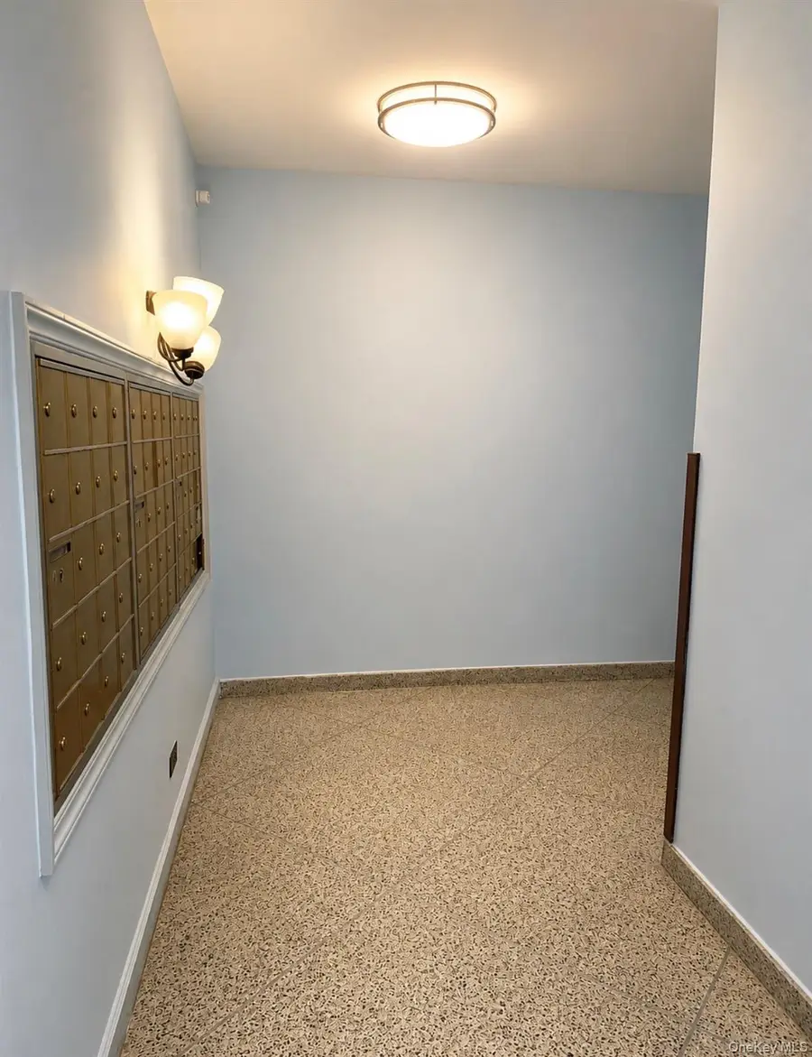 90-11 35th Ave #6R, Jackson Heights, NY 11372 - #3