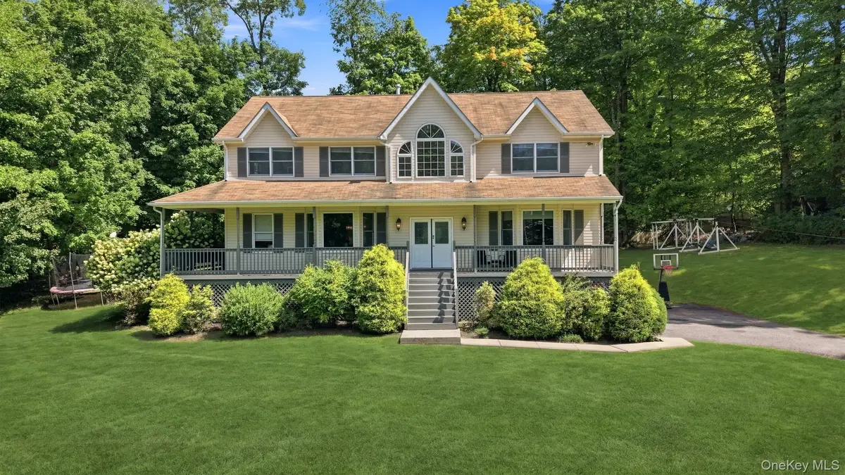 2 Belmar Court, Suffern, NY 10901 - #1