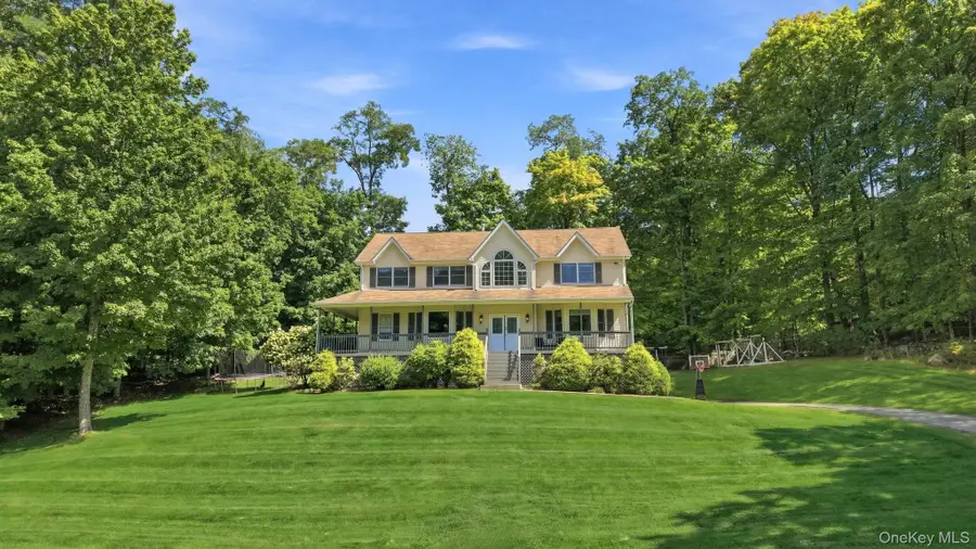 2 Belmar Court, Suffern, NY 10901 - #2