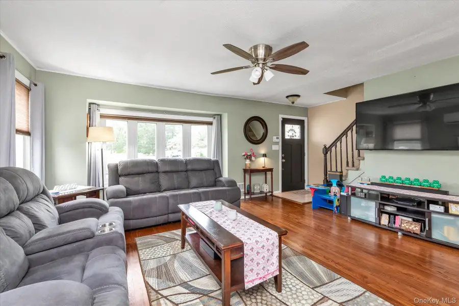 3917 Miller Place, Levittown, NY 11756 - #2