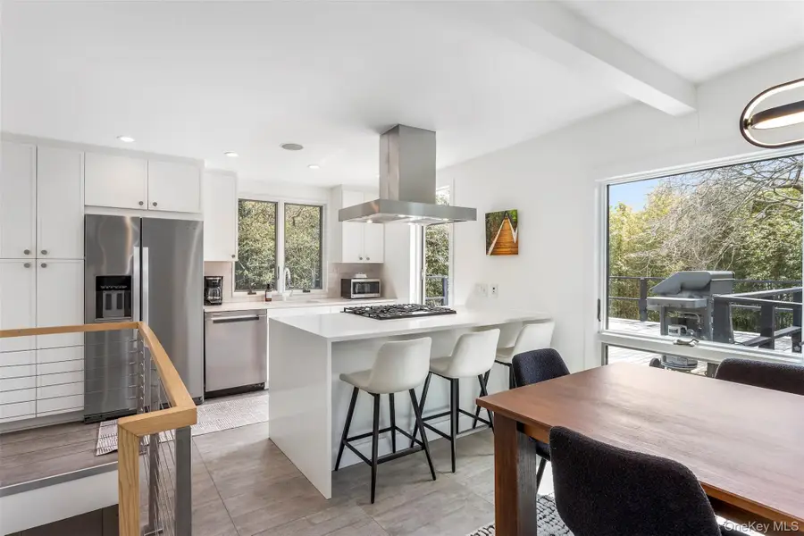 279 Bay Walk, Sayville, NY 11782 - #3