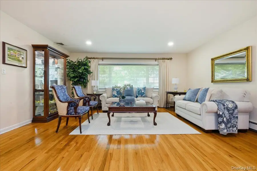 201 Kildare Road, Garden City, NY 11530 - #3