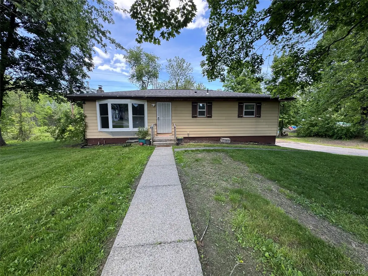 1 Corine Drive, Poughkeepsie, NY 12601 - #1