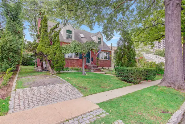 26-20 210th Place, Bayside, NY 11360