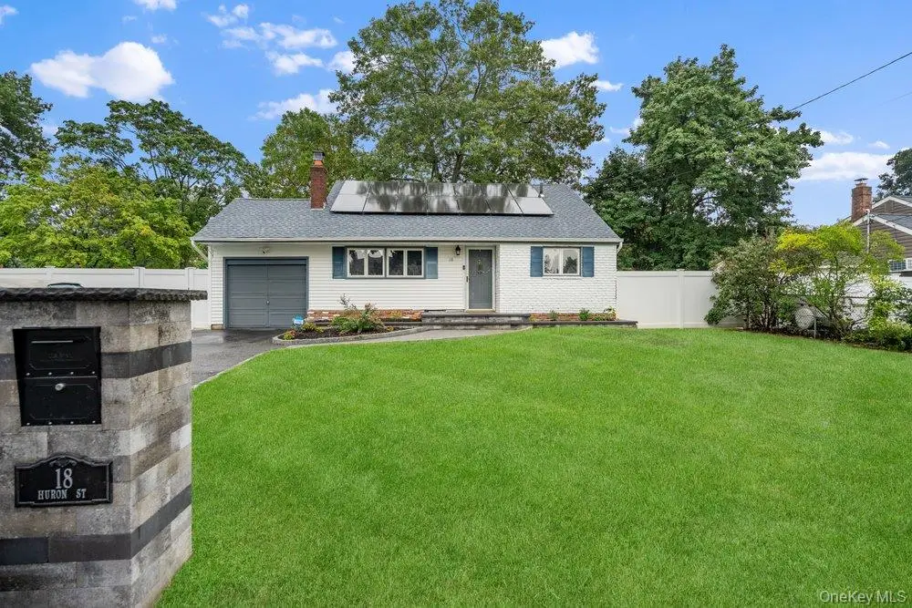 18 Huron Street, Terryville, NY 11776 - #1